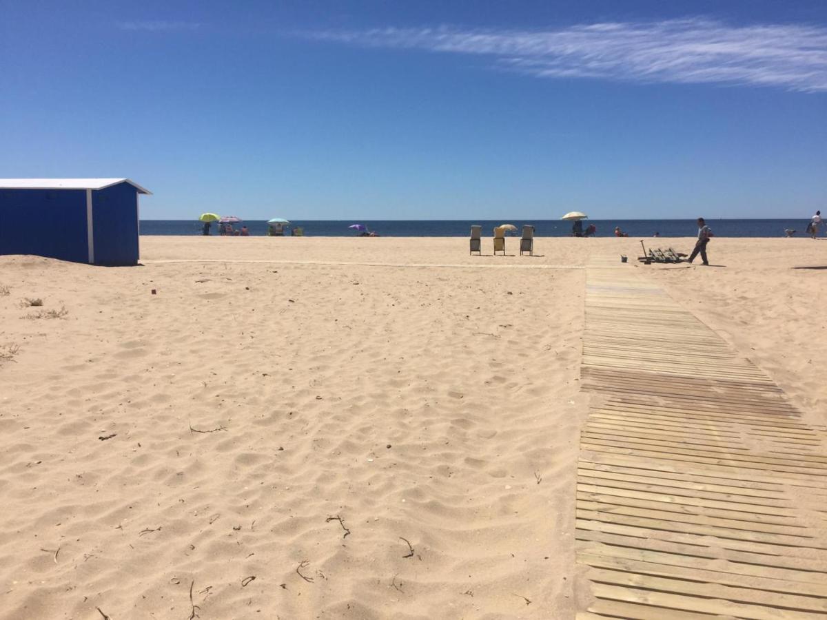 Apartamento Primera Linea De Playa Isla Cristina Urbanizacion Zarati Exteriör bild